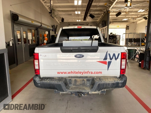 2022 Ford F-250 XL z VIN 1FT7W2BT4NEC00678, wystawiony jako IAAI lot #42708244 z przebiegiem 97 809 mil mil oraz . Historia ofert i sprzedaży dostępna na DreamBid. Obrazek 4.