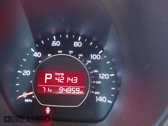 2016 Kia Soul + z VIN KNDJP3A56G7275580, wystawiony jako IAAI lot #41840328 z przebiegiem 94 859 mil mil oraz . Historia ofert i sprzedaży dostępna na DreamBid. Obrazek 15.