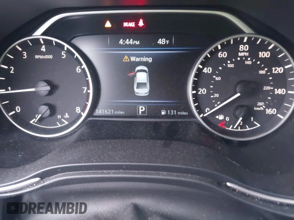 2017 Nissan Maxima SV with VIN 1N4AA6AP9HC383839, listed as a IAAI auction lot 41293915 with 141,621 mi miles and . Bid and sale history available at DreamBid. Image 15.