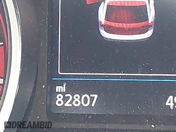 2018 Volkswagen Tiguan SEL with VIN 3VV2B7AX9JM058518, listed as a IAAI auction lot 42558129 with 82,807 mi miles and . Bid and sale history available at DreamBid. Image 15.