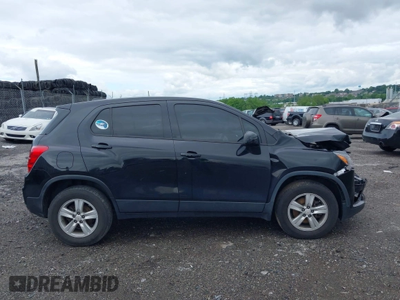 2020 Chevrolet Trax LS with VIN KL7CJNSB0LB055026, listed as a IAAI auction lot 42296812 with 62,958 mi miles and . Bid and sale history available at DreamBid. Image 13.