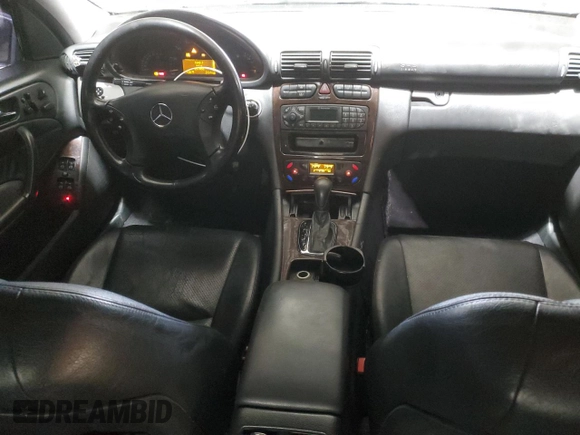 2002 Mercedes-Benz C 230/260/280/320 with VIN WDBRF64JX2E005125, listed as a Copart auction lot 45976765 with 257,456 mi miles and Salvage Title. Bid and sale history available at DreamBid. Image 8.