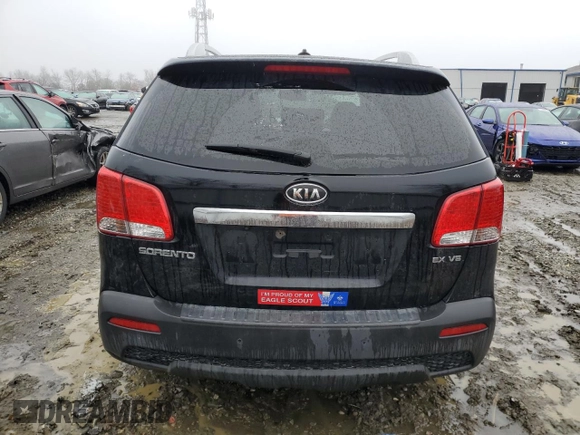 2013 Kia Sorento EX with VIN 5XYKUDA2XDG411426, listed as a Copart auction lot 44164765 with 145,813 mi miles and Salvage Title. Bid and sale history available at carsss.com. Image 6.