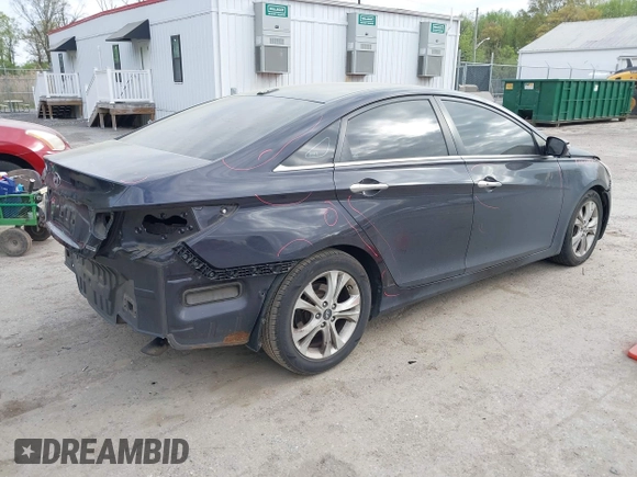 2011 Hyundai Sonata Limited with VIN 5NPEC4AC2BH040681, listed as a IAAI auction lot 42064785 with 270,773 mi miles and . Bid and sale history available at DreamBid. Image 4.