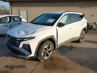 2025 Hyundai Tucson SEL with VIN 5NMJBCDE6SH510538, listed as a IAAI auction lot 41797553 with 789 mi miles. Bid and sale history available at carsss.com. Image 18.