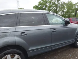 2014 Audi Q7 Premium Plus с VIN WA1LGAFE4ED012065, выставлен на аукционе IAAI как лот 42252106 с пробегом 98 804 миль миль и . История ставок и продаж доступна на DreamBid. Изображение 13.