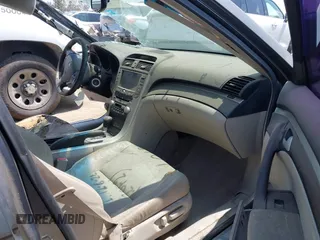 2008 Acura TL with VIN 19UUA662X8A005031, listed as a IAAI auction lot 42097705 with 1 mi miles. Bid and sale history available at carsss.com. Image 5.