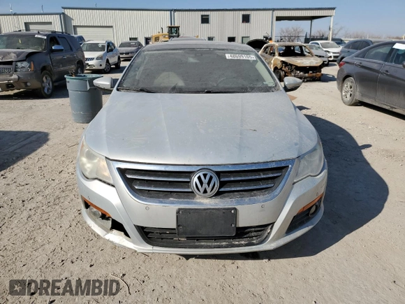 2009 Volkswagen CC Sport with VIN WVWEU73C09E517470, listed as a Copart auction lot 48699165 with 159,987 mi miles and Salvage Title. Bid and sale history available at DreamBid. Image 5.