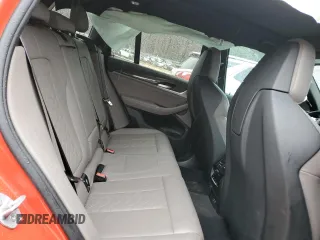 2021 BMW X3 M z VIN 5YMTS0C05M9H64439, wystawiony jako Copart lot #50178655 z przebiegiem Nie podano mil oraz Szkoda całkowita • Salvage title. Historia ofert i sprzedaży dostępna na DreamBid. Obrazek 11.