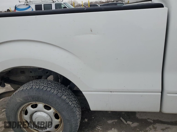 2013 Ford F-150 XL with VIN 1FTMF1EM6DFC81676, listed as a Copart auction lot 44700115 with 105,548 mi miles and Salvage Title. Bid and sale history available at carsss.com. Image 10.