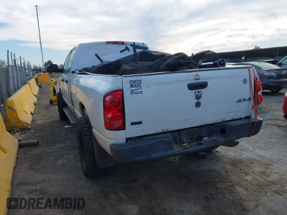 2009 Dodge Ram 2500 ST with VIN 3D7KS28L29G511267, listed as a IAAI auction lot 41699242 with 181,379 mi miles. Bid and sale history available at carsss.com. Image 3.