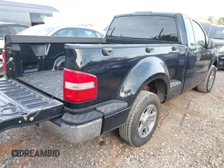 2006 Ford F-150 STX with VIN 1FTRF02W16KD06001, listed as a IAAI auction lot 40944994 with 166,443 mi miles. Bid and sale history available at carsss.com. Image 4.