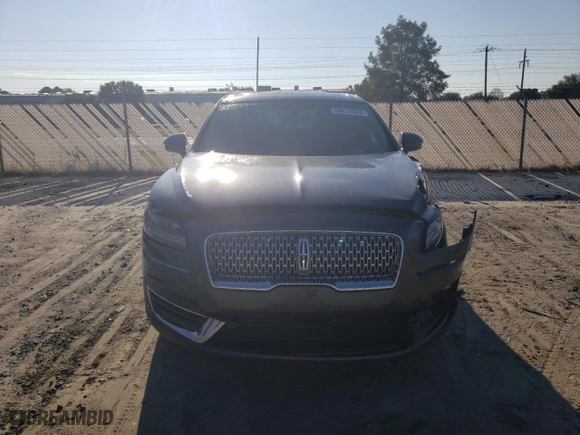 2019 Lincoln Nautilus Select with VIN 2LMPJ8K97KBL17362, listed as a Copart auction lot 68612843 with 71,190 mi miles. Bid and sale history available at carsss.com. Image 5.