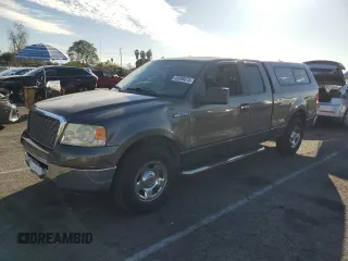 2008 Ford F-150 XLT with VIN 1FTPX125X8FB09535, listed as a Copart auction lot 45958875 with 224,833 mi miles and Salvage Title. Bid and sale history available at carsss.com. Image 1.