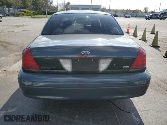 2010 Ford Police Interceptor z VIN 2FABP7BV0AX121156, wystawiony jako Copart lot #52085275 z przebiegiem 158 578 mil mil oraz Szkoda całkowita • Salvage title. Historia ofert i sprzedaży dostępna na DreamBid. Obrazek 6.