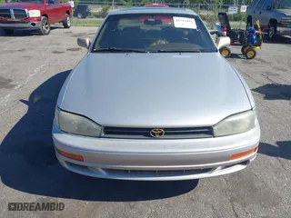 1994 Toyota Camry XLE with VIN 4T1GK13E1RU045195, listed as a IAAI auction lot 41715494 with 177,236 mi miles. Bid and sale history available at carsss.com. Image 6.