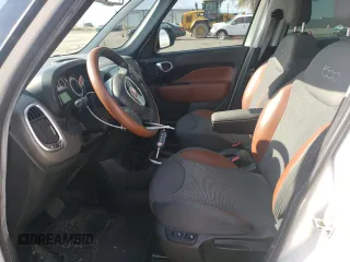 2014 FIAT 500L Trekking z VIN ZFBCFADH0EZ010826, wystawiony jako Copart lot #61063805 z przebiegiem 111 322 mil mil oraz Czysty tytuł • Clean title. Historia ofert i sprzedaży dostępna na DreamBid. Obrazek 7.