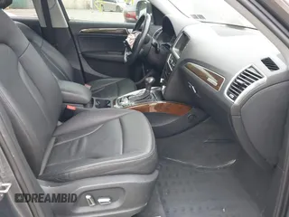 2013 Audi Q5 Premium Plus z VIN WA1LFAFP4DA071556, wystawiony jako IAAI lot #42081304 z przebiegiem 129 888 mil mil oraz . Historia ofert i sprzedaży dostępna na DreamBid. Obrazek 5.