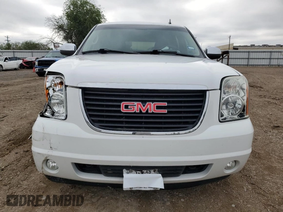 2013 GMC Yukon SLE with VIN 1GKS1AE04DR205296, listed as a Copart auction lot 83853164 with 111,408 mi miles and Salvage Title. Bid and sale history available at carsss.com. Image 5.