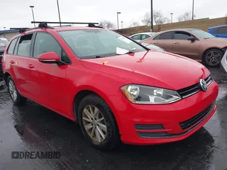 2016 Volkswagen Golf SportWagen TSI SE with VIN 3VWC17AUXGM513779, listed as a IAAI auction lot 41776276 with 89,153 mi miles. Bid and sale history available at carsss.com. Image 1.