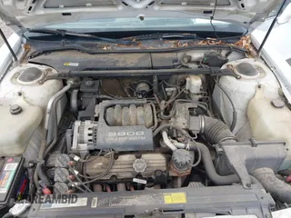 1993 Oldsmobile 88 z VIN 1G3HN53L0PH312824, wystawiony jako IAAI lot #42200714 z przebiegiem 152 810 mil mil oraz . Historia ofert i sprzedaży dostępna na DreamBid. Obrazek 10.