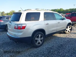 2011 GMC Acadia SLT1 with VIN 1GKKVRED7BJ322081, listed as a IAAI auction lot 42005039 with 202,325 mi miles. Bid and sale history available at carsss.com. Image 4.