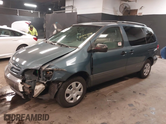2003 Toyota Sienna CE with VIN 4T3ZF19C03U510244, listed as a IAAI auction lot 41441599 with 126,030 mi miles. Bid and sale history available at carsss.com. Image 18.