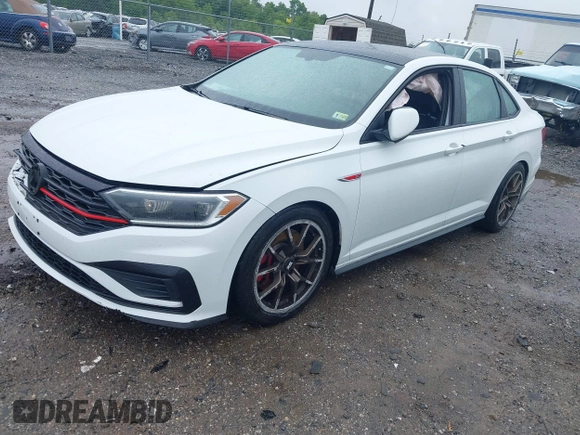 2020 Volkswagen Jetta GLI S z VIN 3VW5T7BU9LM091404, wystawiony jako IAAI lot #42300830 z przebiegiem 46 851 mil mil oraz . Historia ofert i sprzedaży dostępna na DreamBid. Obrazek 2.