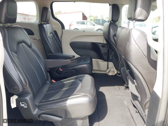 2021 Chrysler Voyager LXI with VIN 2C4RC1DG1MR515709, listed as a IAAI auction lot 41866568 with 93,883 mi miles. Bid and sale history available at carsss.com. Image 8.