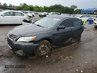 2011 Toyota Camry LE z VIN 4T1BF3EK9BU607623, wystawiony jako Copart lot #55787865 z przebiegiem 183 591 mil mil oraz Szkoda całkowita • Salvage title. Historia ofert i sprzedaży dostępna na DreamBid. Obrazek 1.