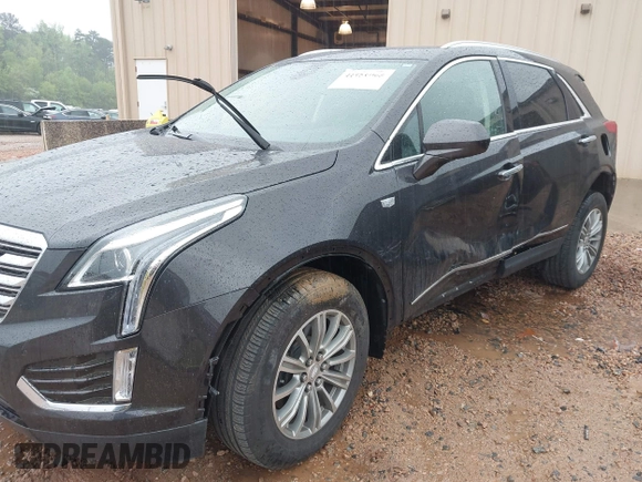 2019 Cadillac XT5 Luxury AWD z VIN 1GYKNDRS6KZ113420, wystawiony jako IAAI lot #41951065 z przebiegiem 56 360 mil mil oraz . Historia ofert i sprzedaży dostępna na DreamBid. Obrazek 6.