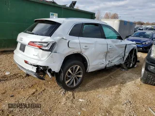 2021 Audi Q5 Premium Plus with VIN WA1BAAFY5M2098861, listed as a Copart auction lot 71633382 with 0 mi miles. Bid and sale history available at carsss.com. Image 3.
