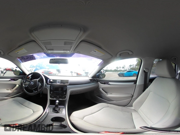 2017 Volkswagen Passat S z VIN 1VWAT7A30HC067492, wystawiony jako IAAI lot #41796538 z przebiegiem 43 926 mil mil oraz . Historia ofert i sprzedaży dostępna na DreamBid. Obrazek 19.