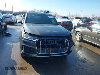 2021 Audi Q7 Premium with VIN WA1AJAF79MD029047, listed as a IAAI auction lot 41667083 with 1 mi miles. Bid and sale history available at carsss.com. Image 12.