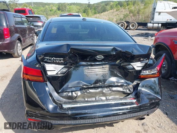 2020 Nissan Altima SV with VIN 1N4BL4DV7LC247666, listed as a IAAI auction lot 42009248 with 77,356 mi miles and . Bid and sale history available at DreamBid. Image 6.