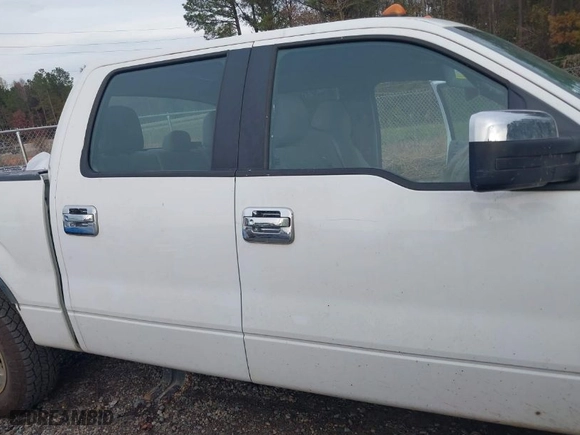 2013 Ford F-150 XL with VIN 1FTFW1CF2DFB40942, listed as a IAAI auction lot 40884111 with 266,063 mi miles. Bid and sale history available at carsss.com. Image 14.