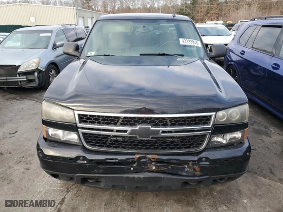 2006 Chevrolet Silverado 1500 LT3 with VIN 2GCEK19B661332256, listed as a Copart auction lot 42323845 with 214,835 mi miles and Clean Title. Bid and sale history available at carsss.com. Image 5.