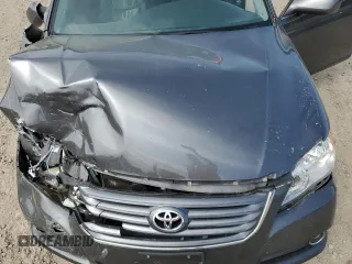 2008 Toyota Avalon XL z VIN 4T1BK36B28U280209, wystawiony jako Copart lot #51583845 z przebiegiem 102 165 mil mil oraz Szkoda całkowita • Salvage title. Historia ofert i sprzedaży dostępna na DreamBid. Obrazek 12.