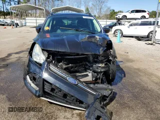 2015 Ford Escape SE with VIN 1FMCU0GX1FUB71115, listed as a Copart auction lot 45844855 with 101,404 mi miles and Clean Title. Bid and sale history available at DreamBid. Image 5.
