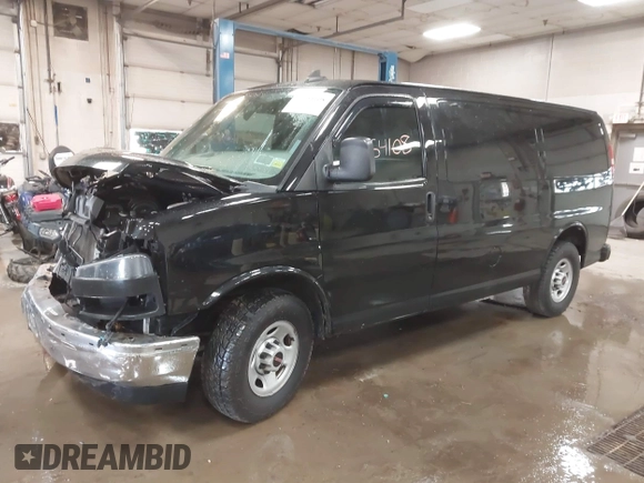 2019 GMC Savana Cargo z VIN 1GTW7AFG3K1152819, wystawiony jako IAAI lot #40154108 z przebiegiem 137 931 mil mil oraz . Historia ofert i sprzedaży dostępna na DreamBid. Obrazek 18.