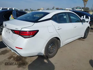 2020 Nissan Sentra SV z VIN 3N1AB8CV3LY303100, wystawiony jako IAAI lot #41588362 z przebiegiem 77 097 mil mil oraz . Historia ofert i sprzedaży dostępna na DreamBid. Obrazek 4.