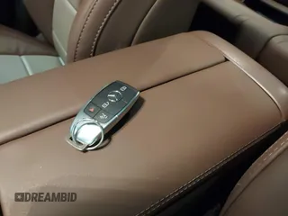 2024 Mercedes-Benz GLS 450 с VIN 4JGFF5KE7RB223406, выставлен на аукционе IAAI как лот 41274448 с пробегом 1 627 миль миль и . История ставок и продаж доступна на DreamBid. Изображение 11.