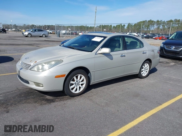 2004 Lexus ES 330 with VIN JTHBA30GX45045913, listed as a IAAI auction lot 41747664 with 173,544 mi miles. Bid and sale history available at carsss.com. Image 2.