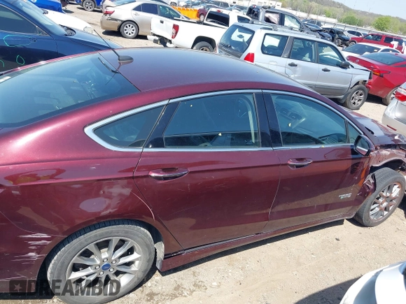 2017 Ford Fusion Titanium with VIN 3FA6P0SU9HR379474, listed as a IAAI auction lot 41979180 with 948,175 mi miles and . Bid and sale history available at DreamBid. Image 21.