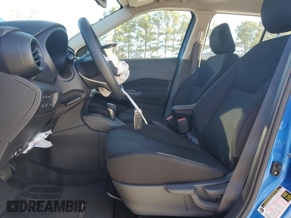 2023 Nissan Kicks S with VIN 3N1CP5BV8PL539545, listed as a Copart auction lot 42906275 with 9,361 mi miles and Salvage Title. Bid and sale history available at DreamBid. Image 7.