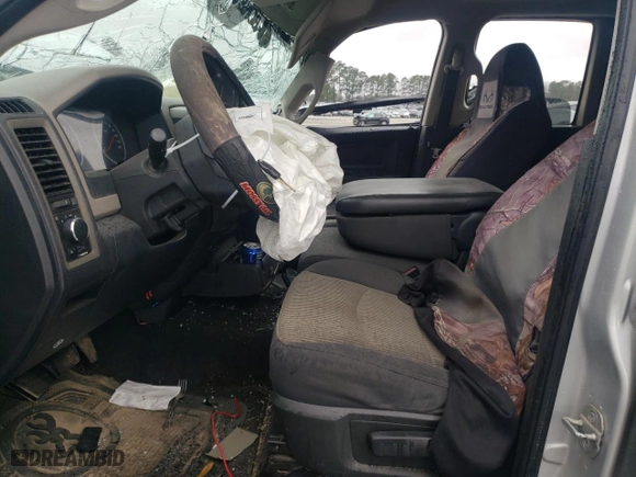 2010 Dodge Ram 1500 ST with VIN 1D7RV1GPXAS104475, listed as a Copart auction lot 86346264 with 258,870 mi miles and Salvage Title. Bid and sale history available at carsss.com. Image 7.