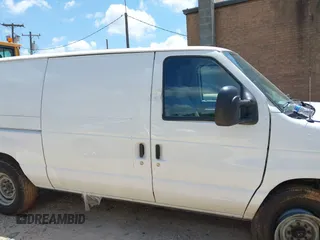2014 Ford Econoline Cargo Commercial с VIN 1FTNE2EL8EDA48545, выставлен на аукционе IAAI как лот 42326165 с пробегом 396 949 миль миль и . История ставок и продаж доступна на DreamBid. Изображение 13.