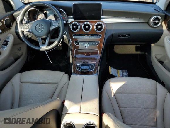 2016 Mercedes-Benz C 300 Luxury z VIN 55SWF4KB5GU161503, wystawiony jako Copart lot #66147705 z przebiegiem 34 217 mil mil oraz Szkoda całkowita • Salvage title. Historia ofert i sprzedaży dostępna na DreamBid. Obrazek 8.