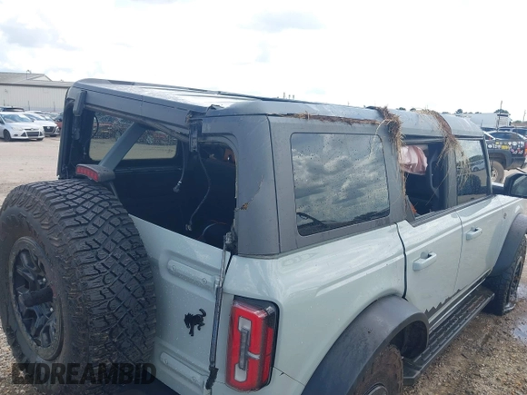 2021 Ford Bronco with VIN 1FMEE5DP6MLA61655, listed as a IAAI auction lot 42492762 with 88,313 mi miles and . Bid and sale history available at DreamBid. Image 6.