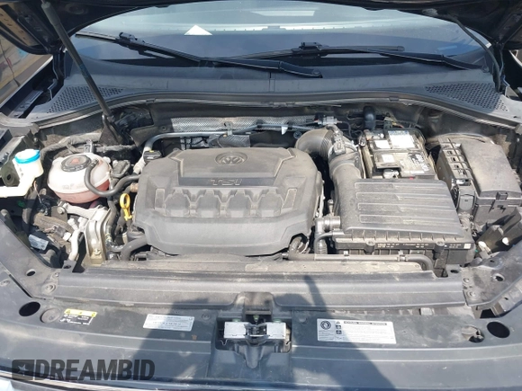 2020 Volkswagen Tiguan S with VIN 3VV1B7AX1LM086019, listed as a IAAI auction lot 42458434 with 114,413 mi miles and . Bid and sale history available at DreamBid. Image 10.